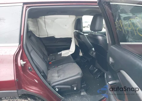 2015 Toyota Highlander Le Plus V6 из США, поврежденный, VIN 5TDBKRFH5FS172910